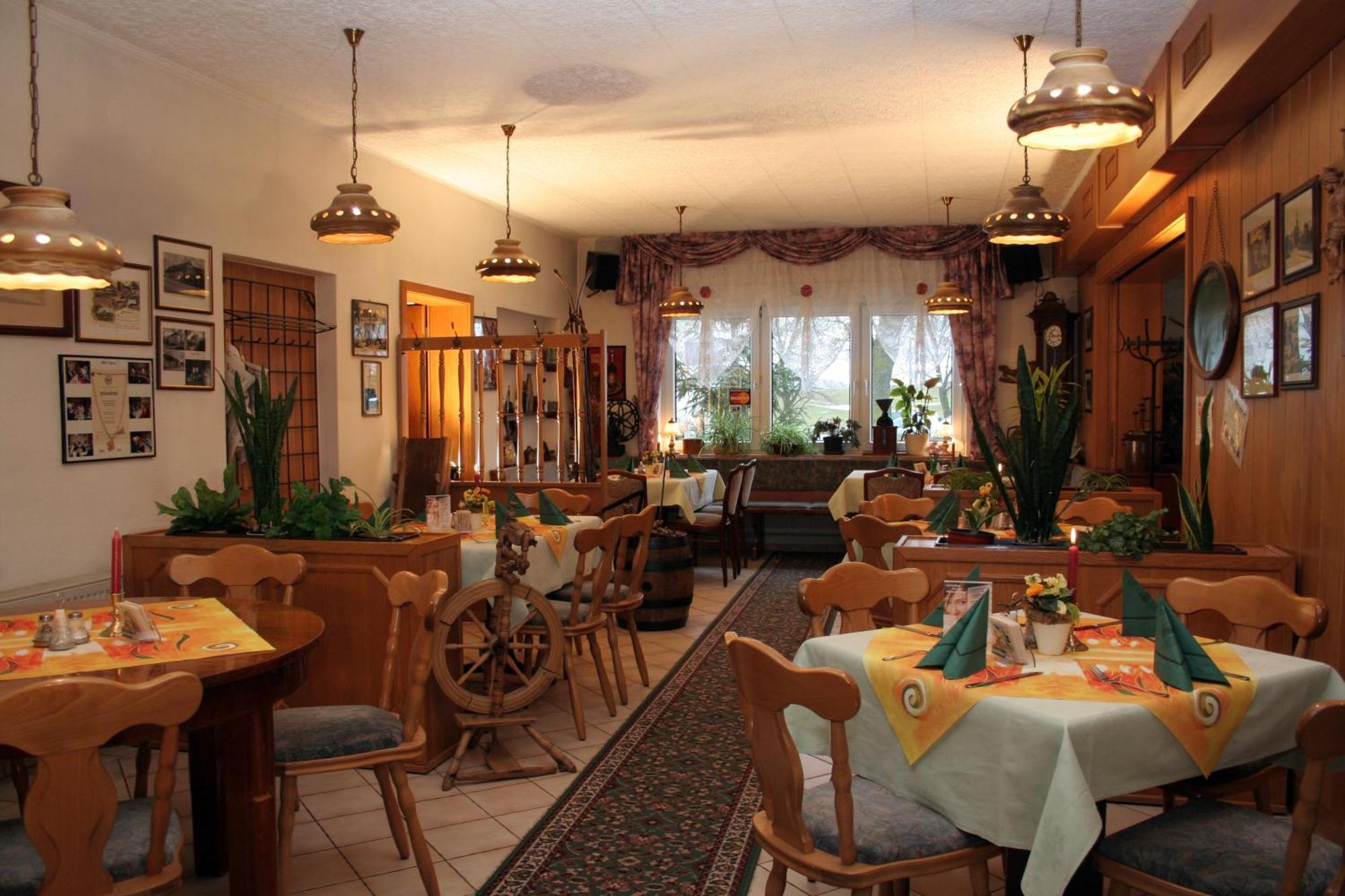 Familienhotel Zur Linde Паншвиц-Кукау Экстерьер фото